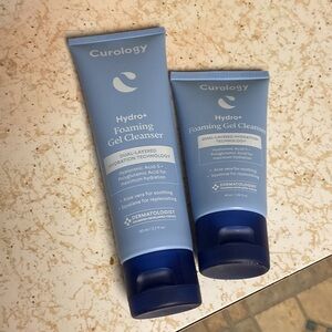 Curology Hydro+ Foaming Gel Cleanser - Blue